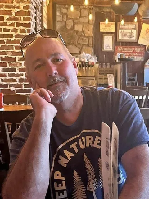 Roger out to lunch on a Saturday